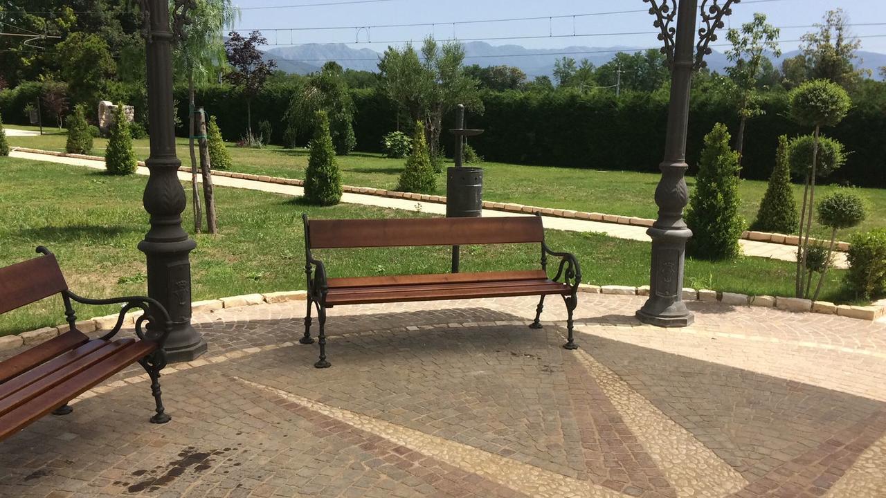 Tenuta d'Ausilio Vairano Patenora Esterno foto